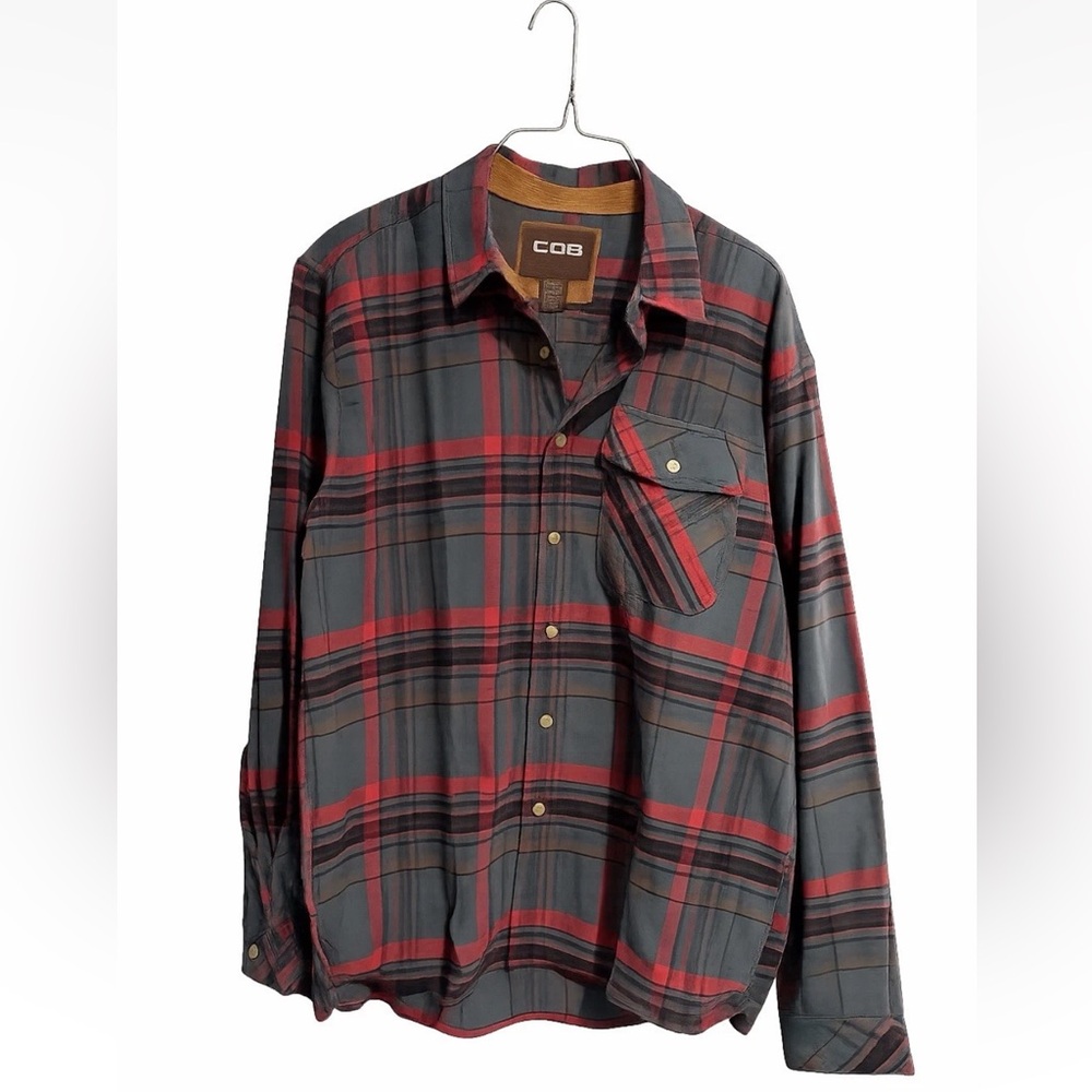 CQR Men's Red and Gray Plaid Flannel Buttondown Shirt